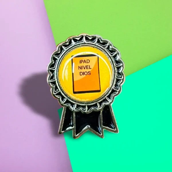 pin medalla